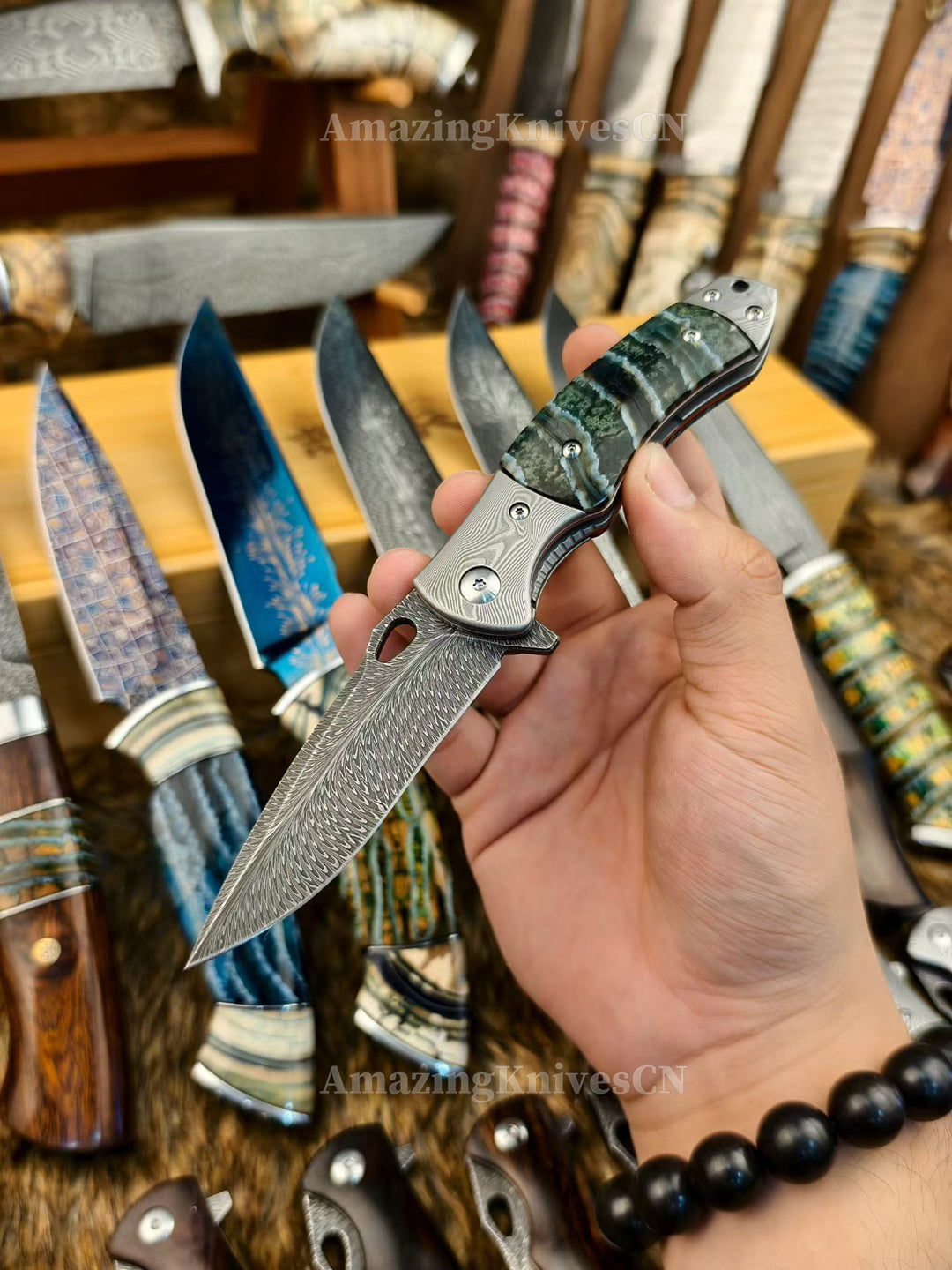 Collectible Feather Knife Folding Pocket Knife Survival Tactical Ball Bearing Flipper with Leather Sheath - AK-HT1010