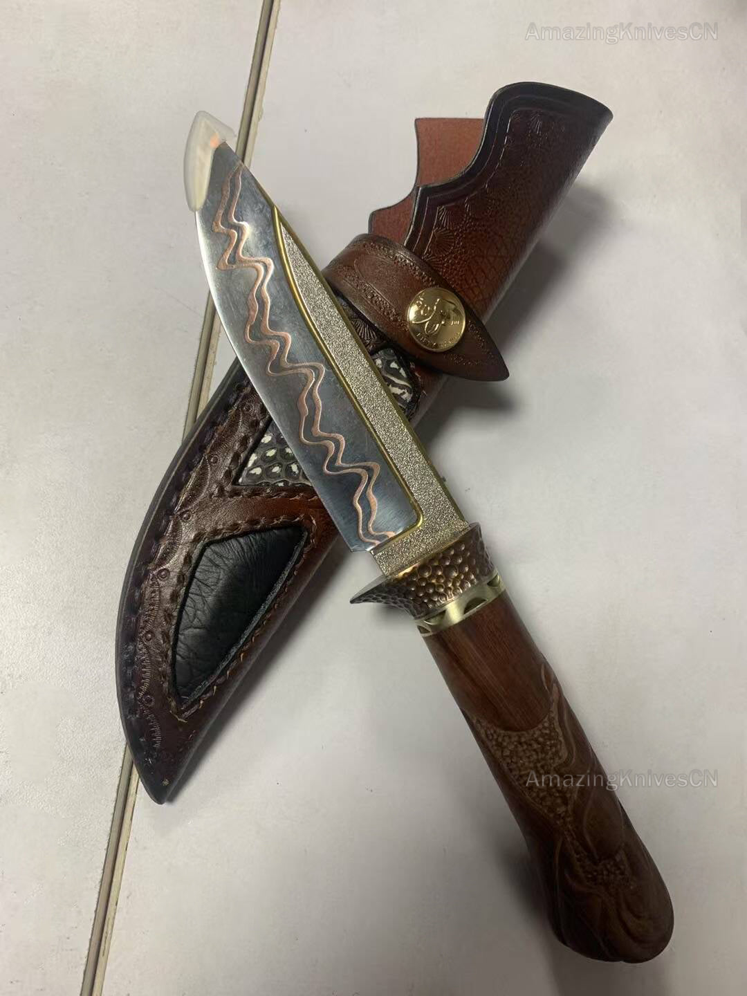 Collectible Handcrafted Copper Damascus Steel Knife Full Tang Desert Ironwood - AK-HT0910-2