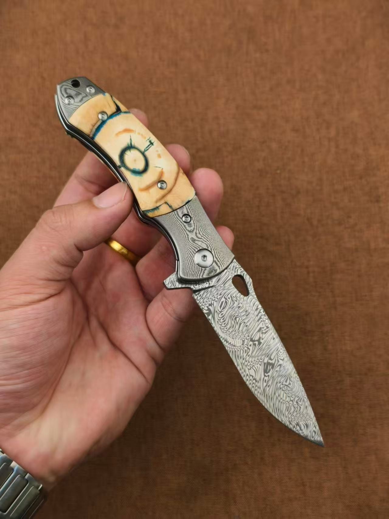 Handmade Powder Damascus Folding Knife – Mammoth Tooth Fossil Handle - AK-HT1069