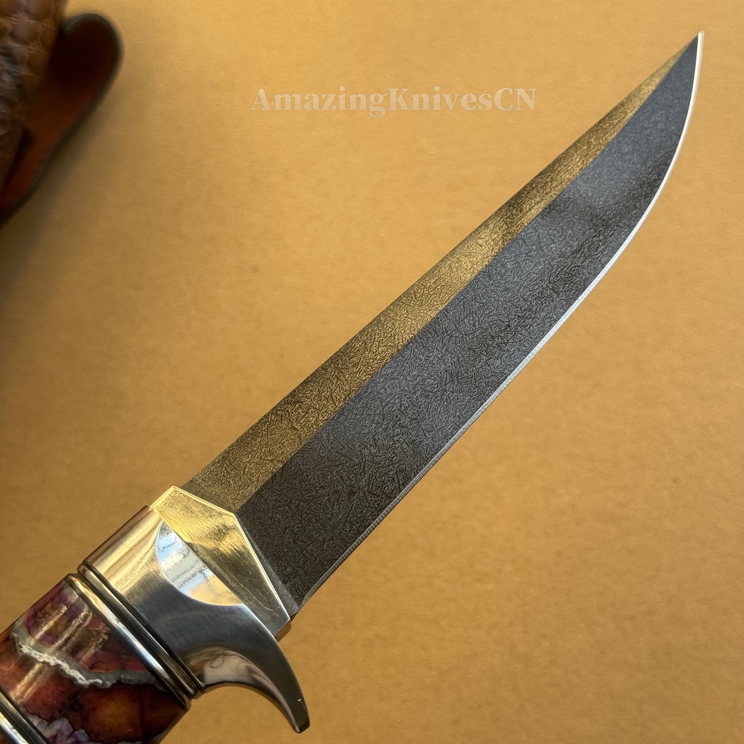 Handcrafted Wootz Steel Fixed Blade Bowie Collectible Knife Desert Ironwood Handle with Leather Sheath - AK-HT0957