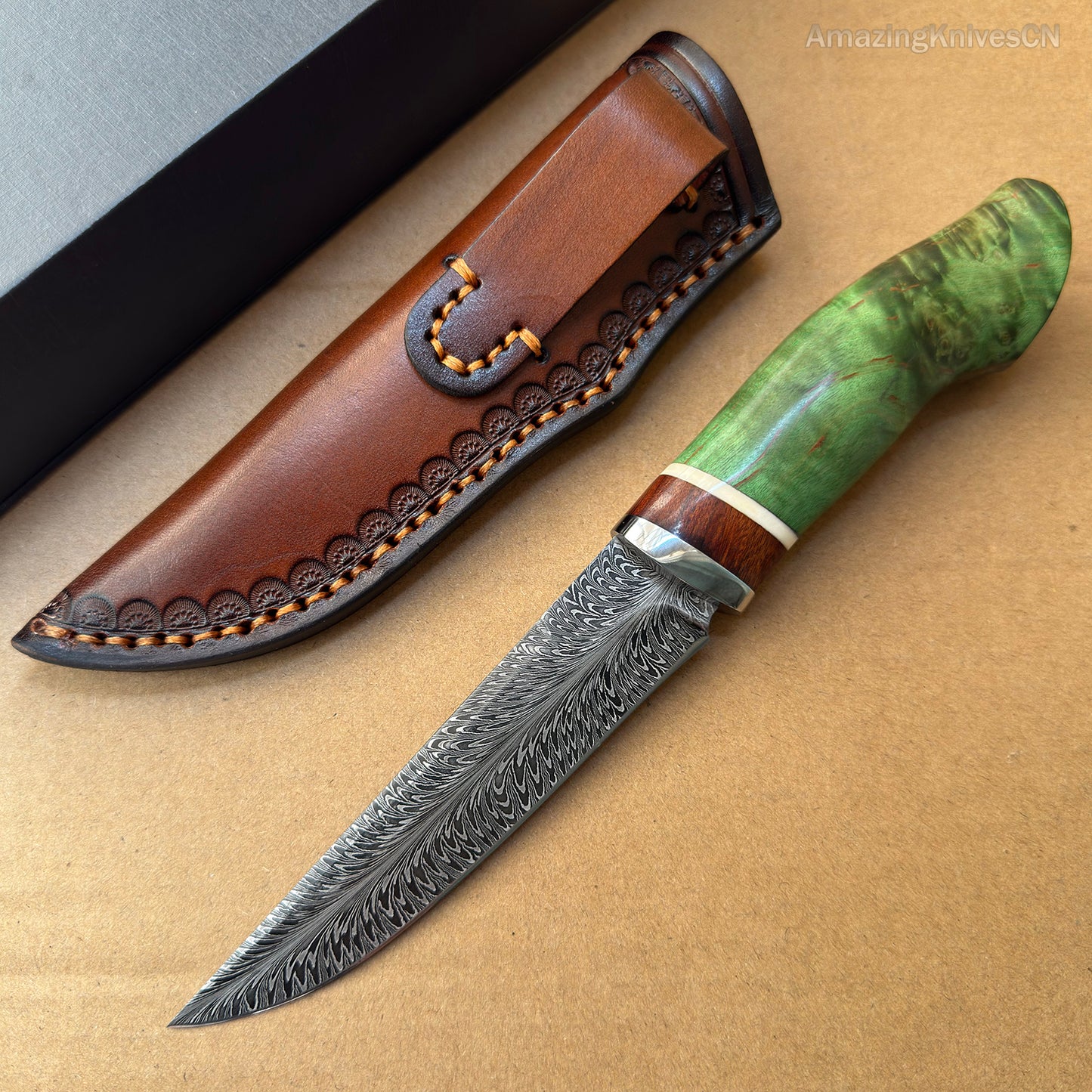 Collectible Handmade Feather Damascus Steel Knife Hunting Knife - AK-HT0974