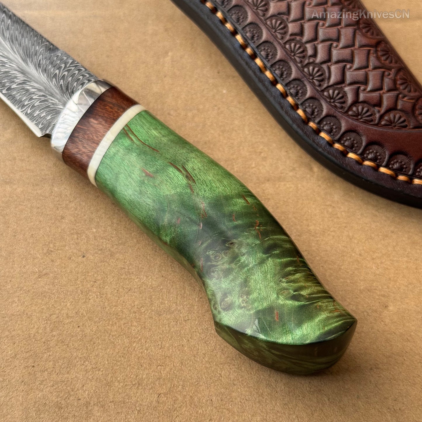 Collectible Handmade Feather Damascus Steel Knife Hunting Knife - AK-HT0974