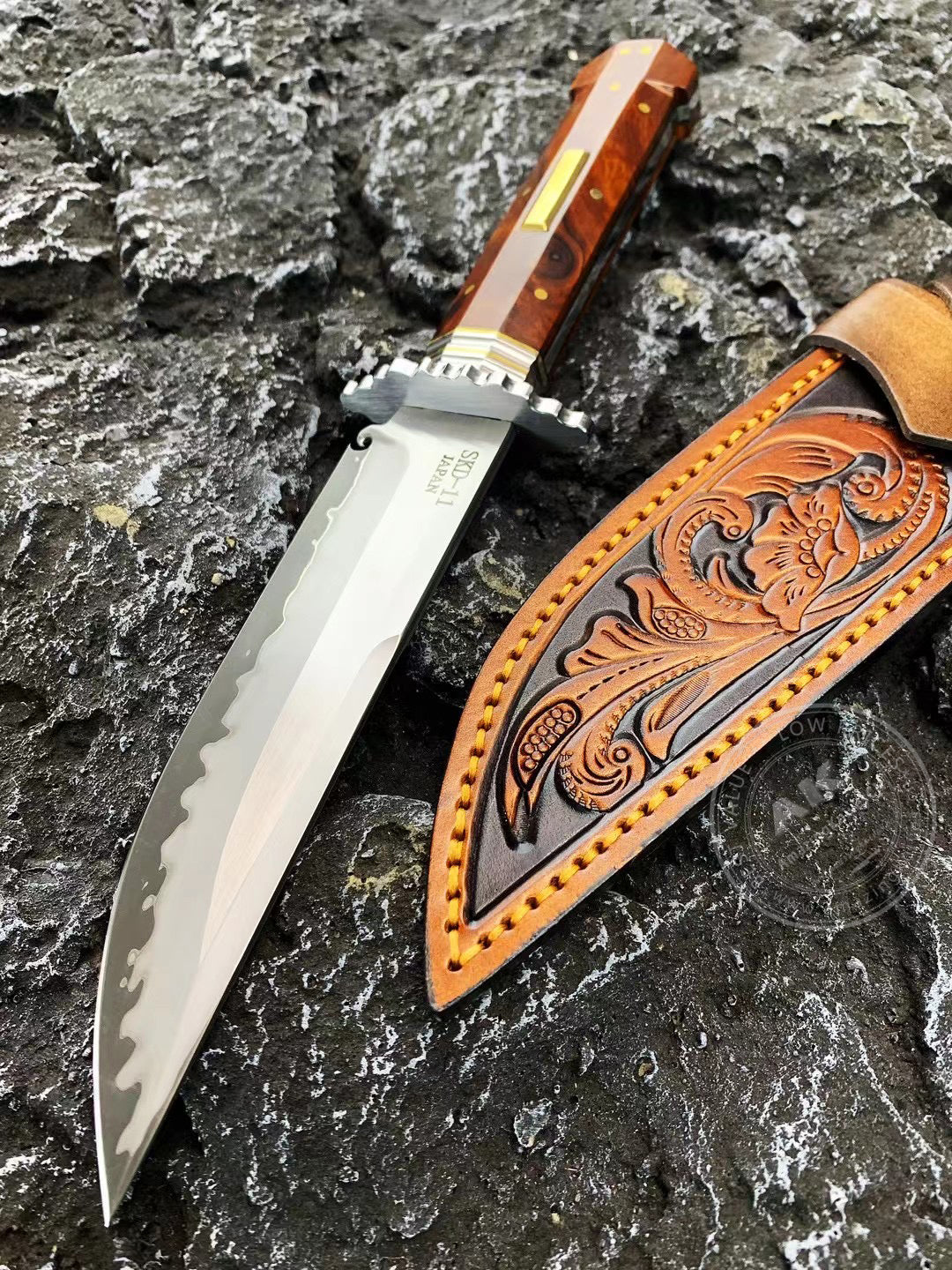 Handmade Japanese SKD-11 Steel Hunting Knife Survival Bowie Knife Full Tang - AK-HT0771