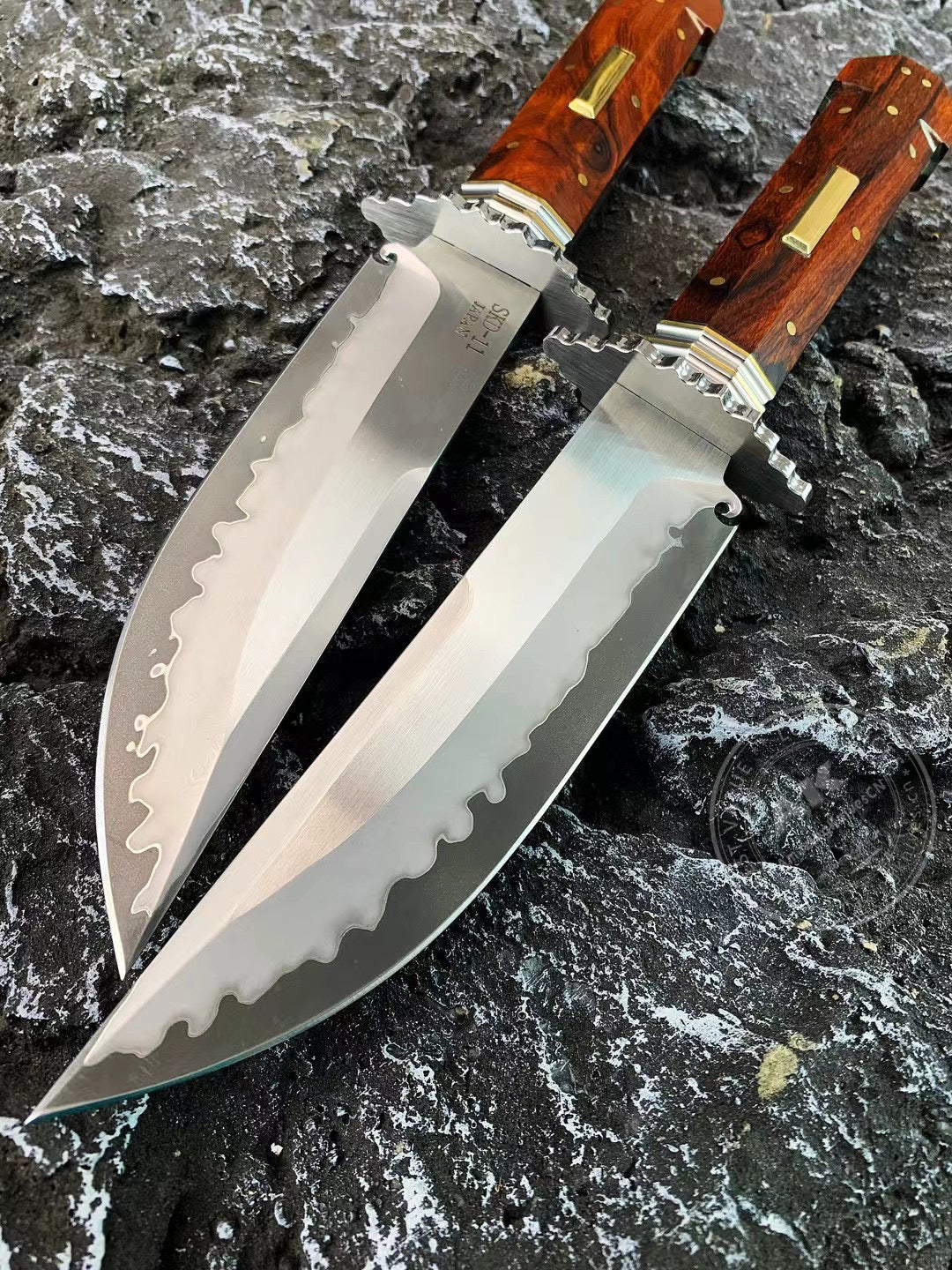 Handmade Japanese SKD-11 Steel Hunting Knife Survival Bowie Knife Full Tang - AK-HT0771