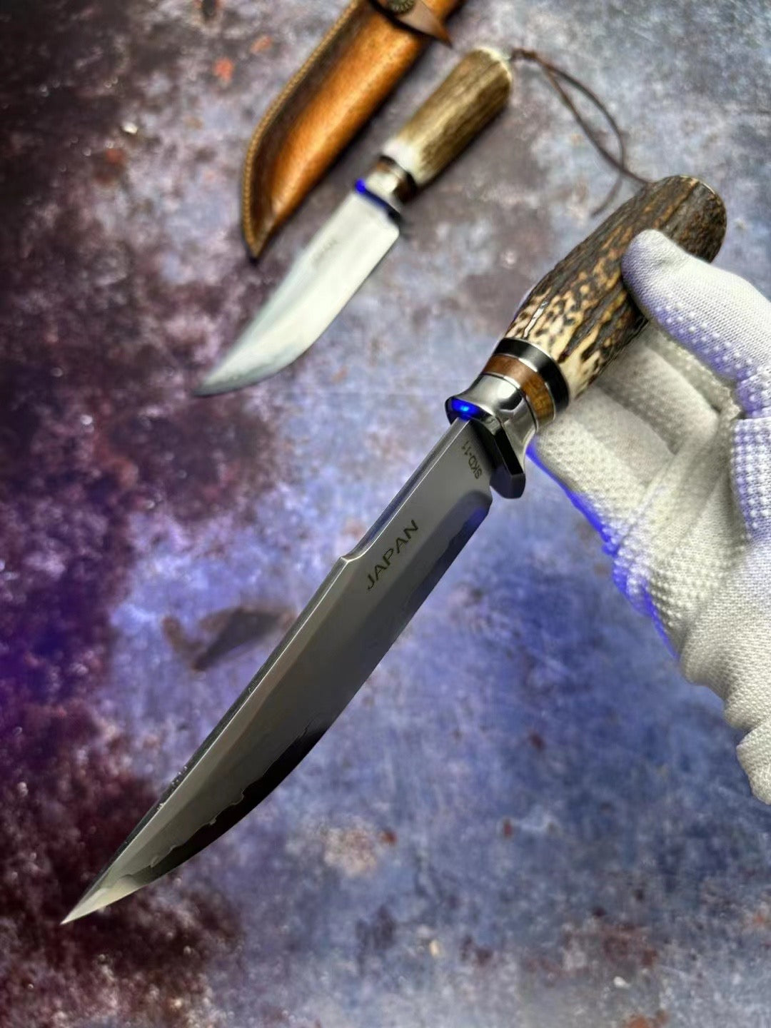 Handmade Japanese Skd-11 Steel Hunting Knife Survival Bowie Knife Full Tang Horn Handle - AK-HT0830