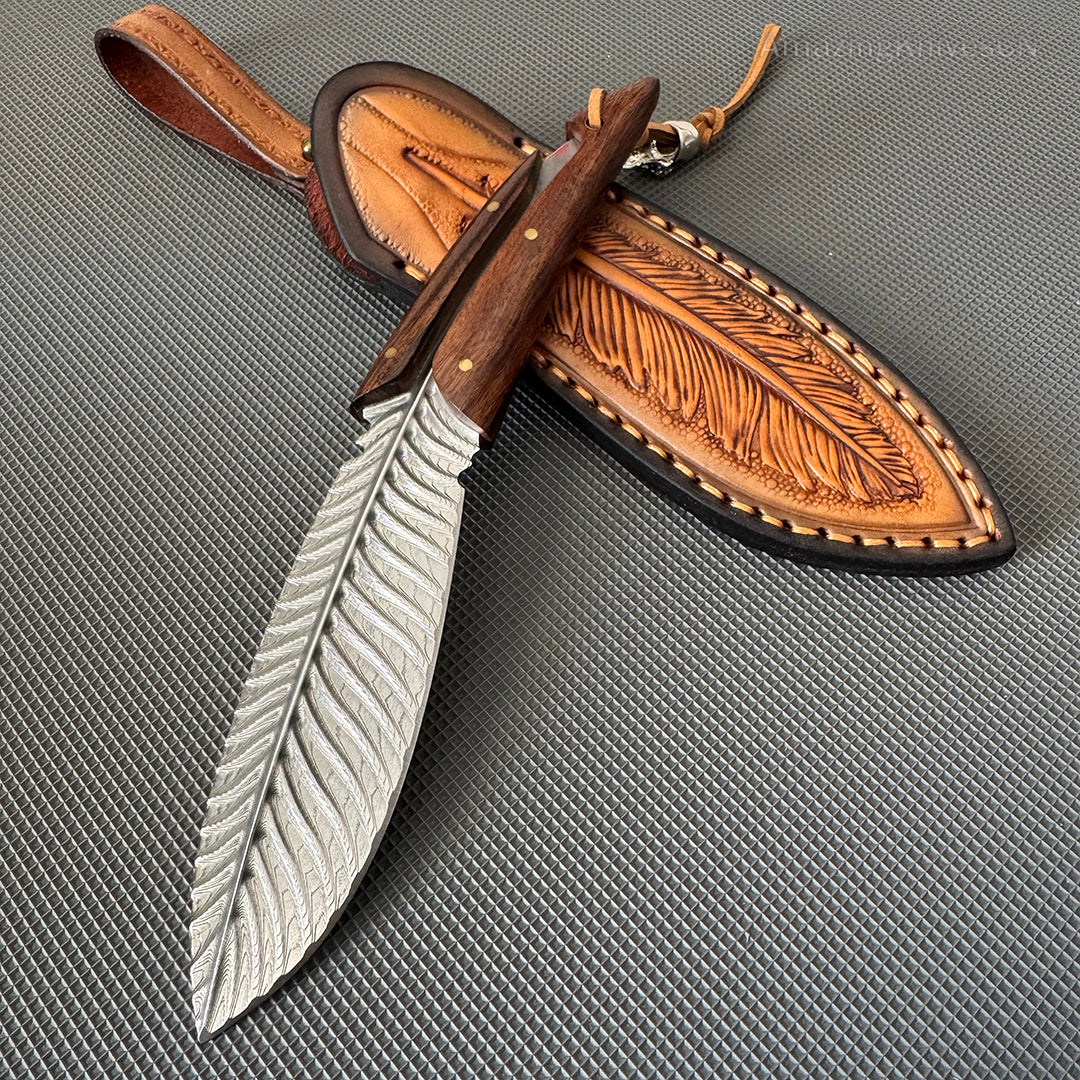 HANDCRAFTED KNIVES FIXED BLADE DAMASCUS FULL TANG BLADE FEATHER KNIFE - AK-HT0510