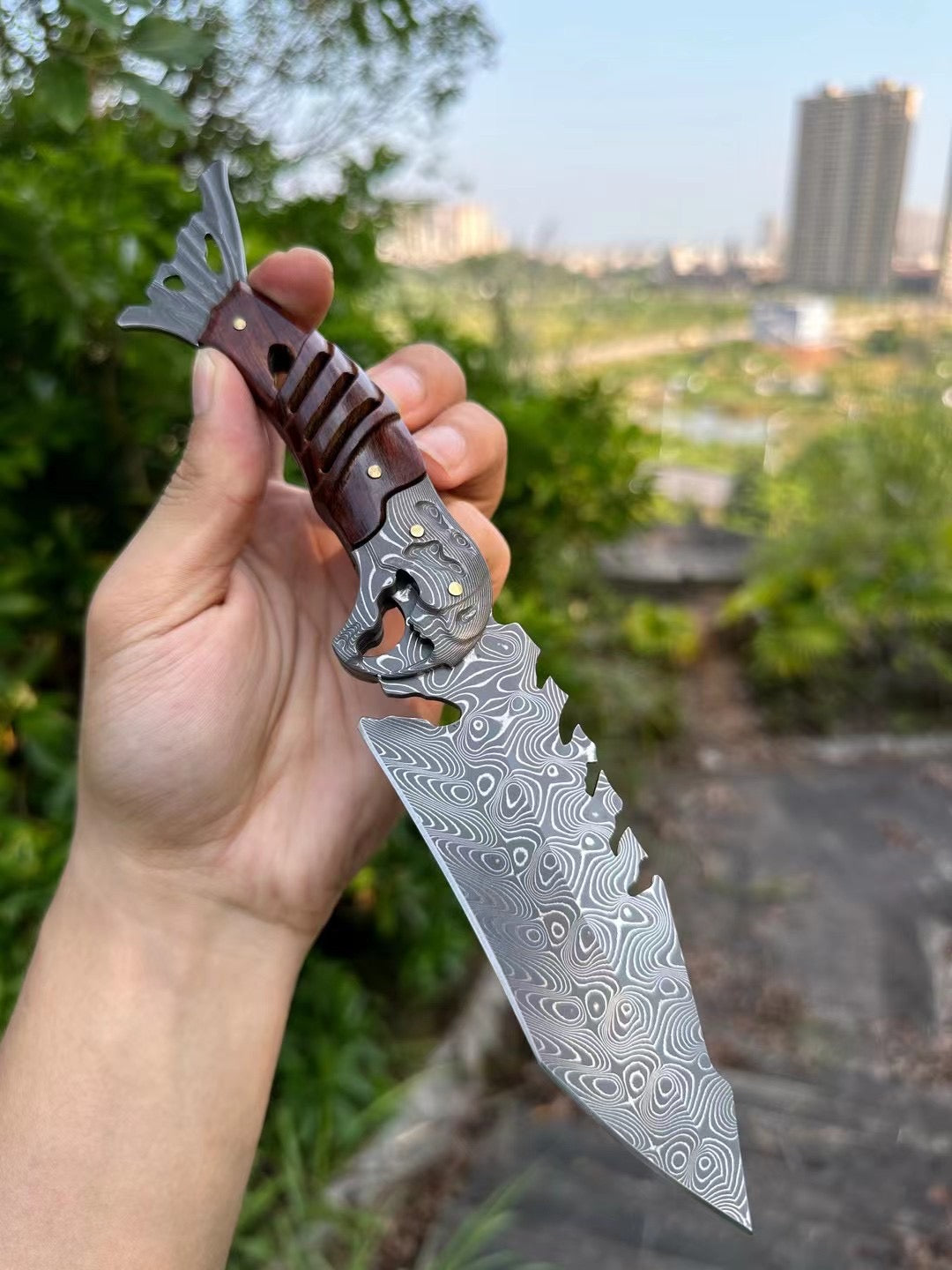 Handcrafted 95 Layer Damascus Hunting Knife Full Tang Desert Ironwood w/ Sheath - AK-HT0813