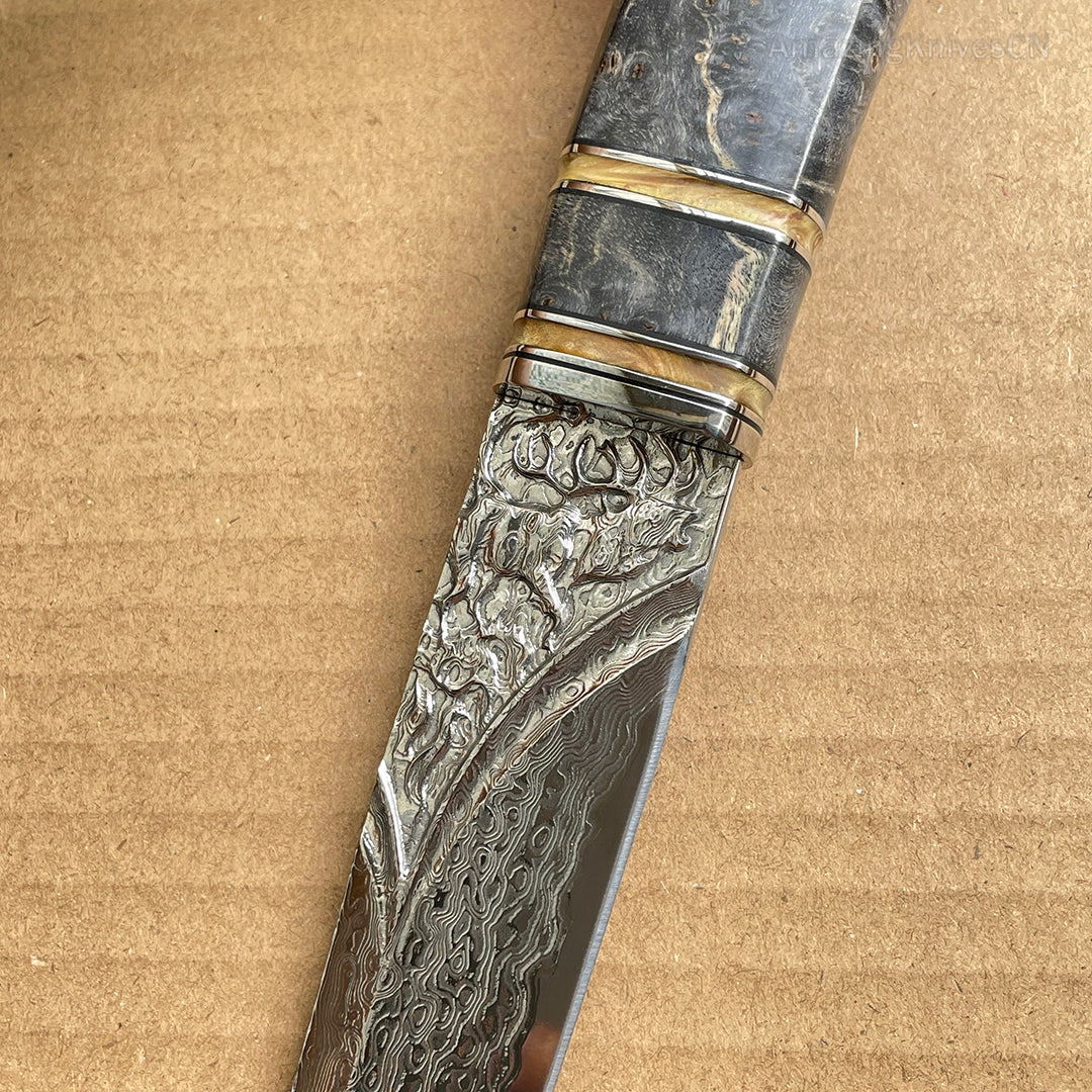 Fixed Blade Vg10 Steel Damascus Hunting Knife Handcrafted Steel Engraved Pattern - AK-HT0833