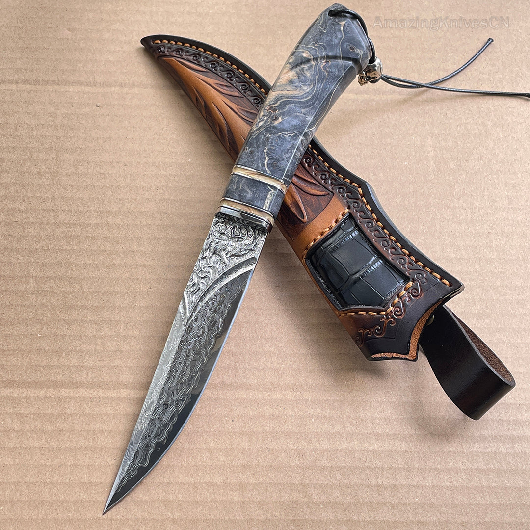 Fixed Blade Vg10 Steel Damascus Hunting Knife Handcrafted Steel Engraved Pattern - AK-HT0833