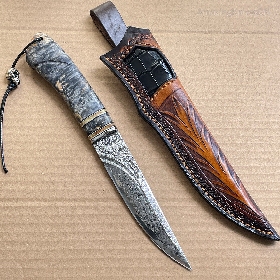 Fixed Blade Vg10 Steel Damascus Hunting Knife Handcrafted Steel Engraved Pattern - AK-HT0833