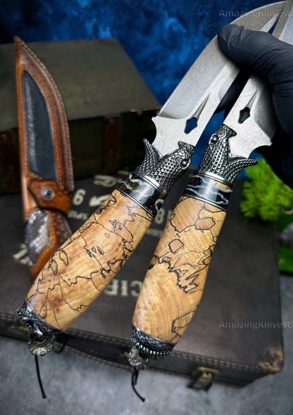 Collectible Wootz Steel Hunting Knife Fixed Blade Carved Snake -AK-HT0847