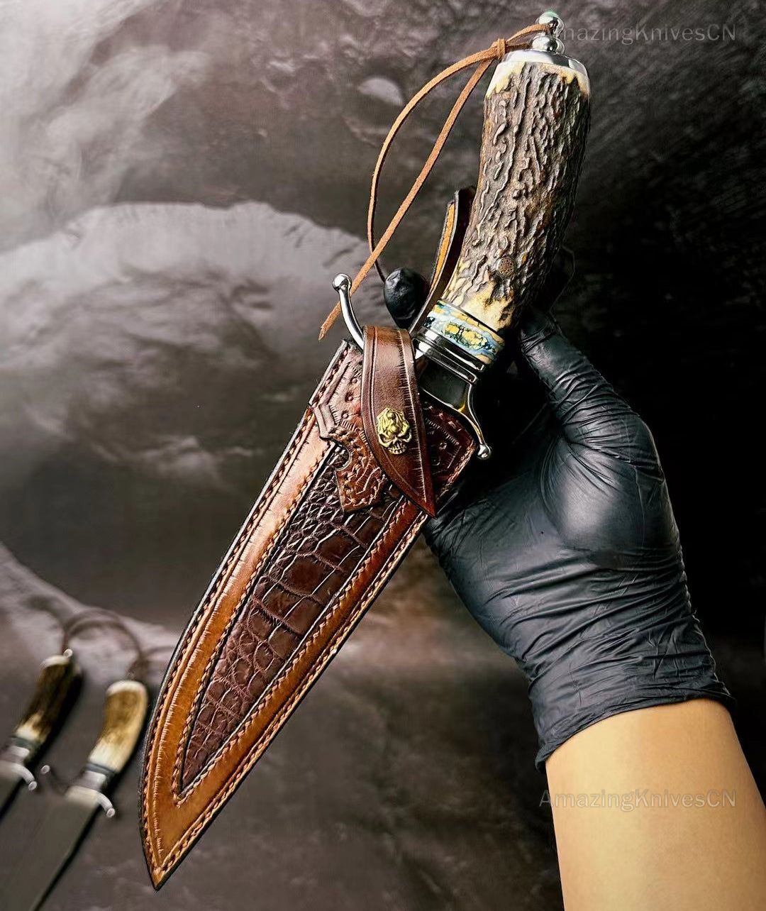 Wootz Steel Survival Bowie Hunting Knife Fixed Blade Stag Horn Handle w/ Sheath - AK-HT0879