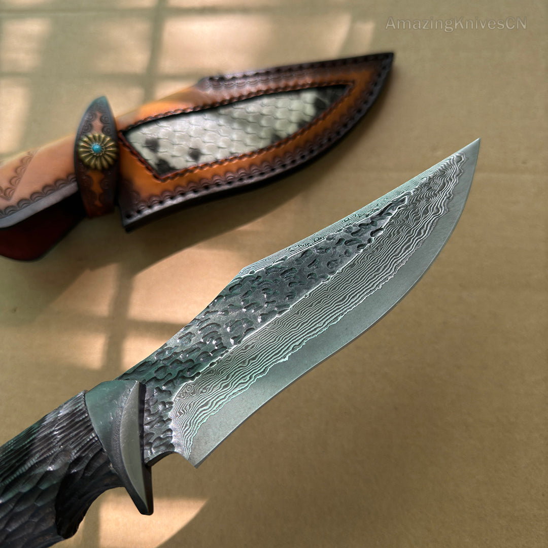 Forged VG10 Damascus Steel Hunting Knife Survival Knife Bowie Black Goat Head - AK-HT0731-D