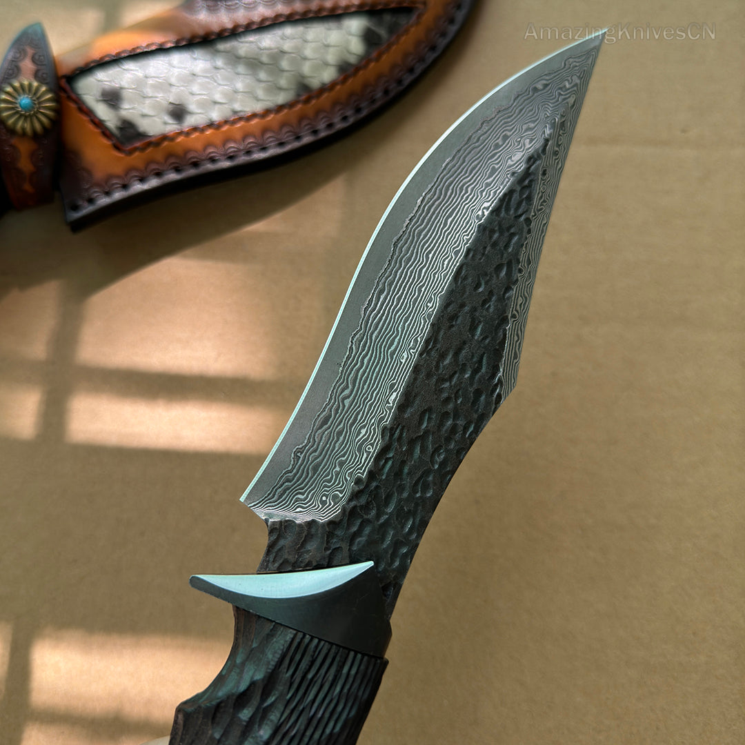 Forged VG10 Damascus Steel Hunting Knife Survival Knife Bowie Black Goat Head - AK-HT0731-D