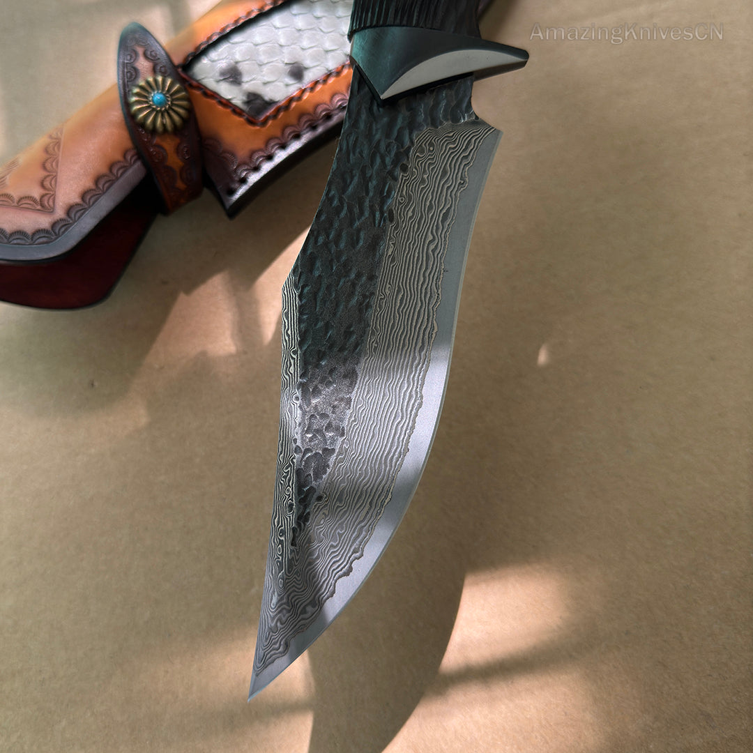 Forged VG10 Damascus Steel Hunting Knife Survival Knife Bowie Black Goat Head - AK-HT0731-D