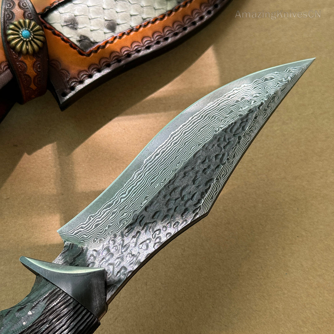 Forged VG10 Damascus Steel Hunting Knife Survival Knife Bowie Black Goat Head - AK-HT0731-D