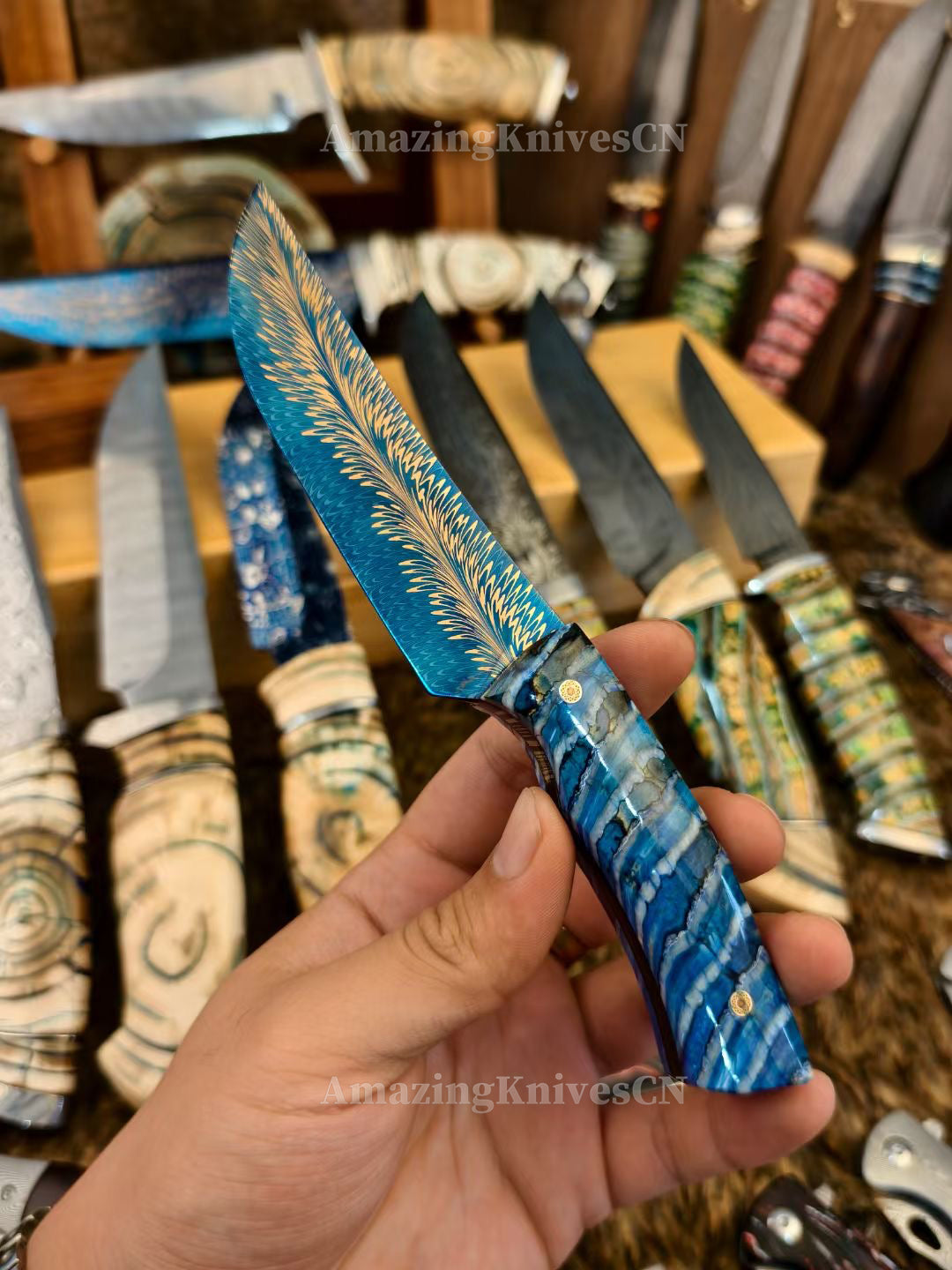High End Collectible Handmade Feather Damascus Steel Knife Full Tang - AK-HT1000