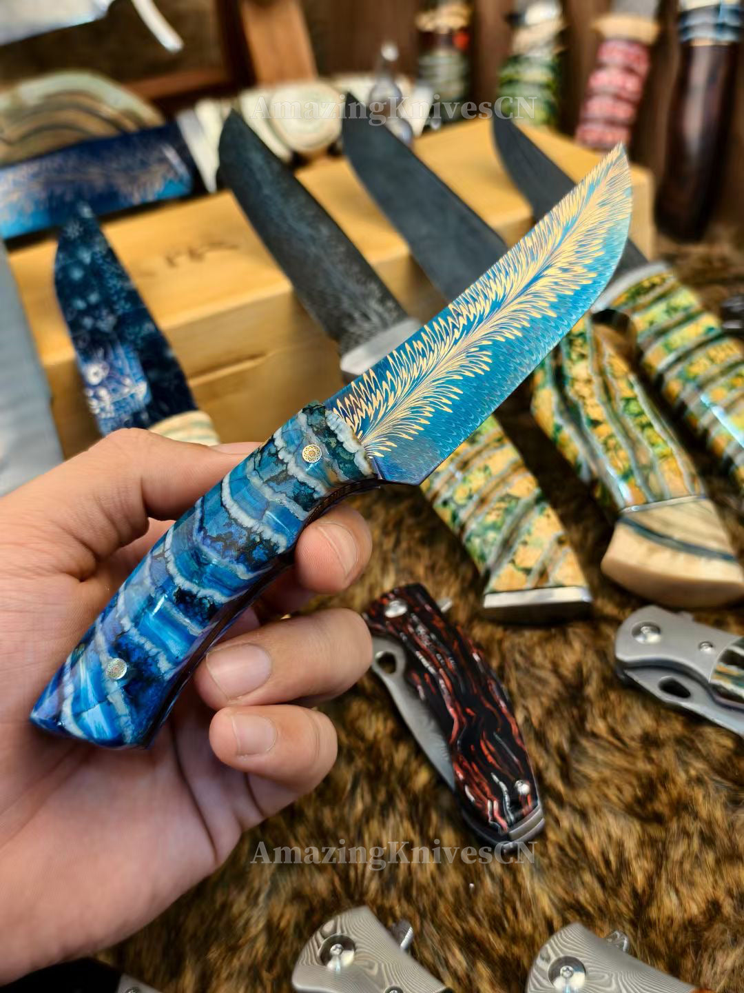High End Collectible Handmade Feather Damascus Steel Knife Full Tang - AK-HT1000