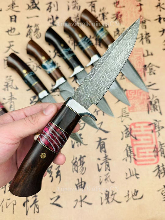 Luxury Handmade Feather Damascus Steel Hunting Knife with Leather Sheath - AK-HT0999