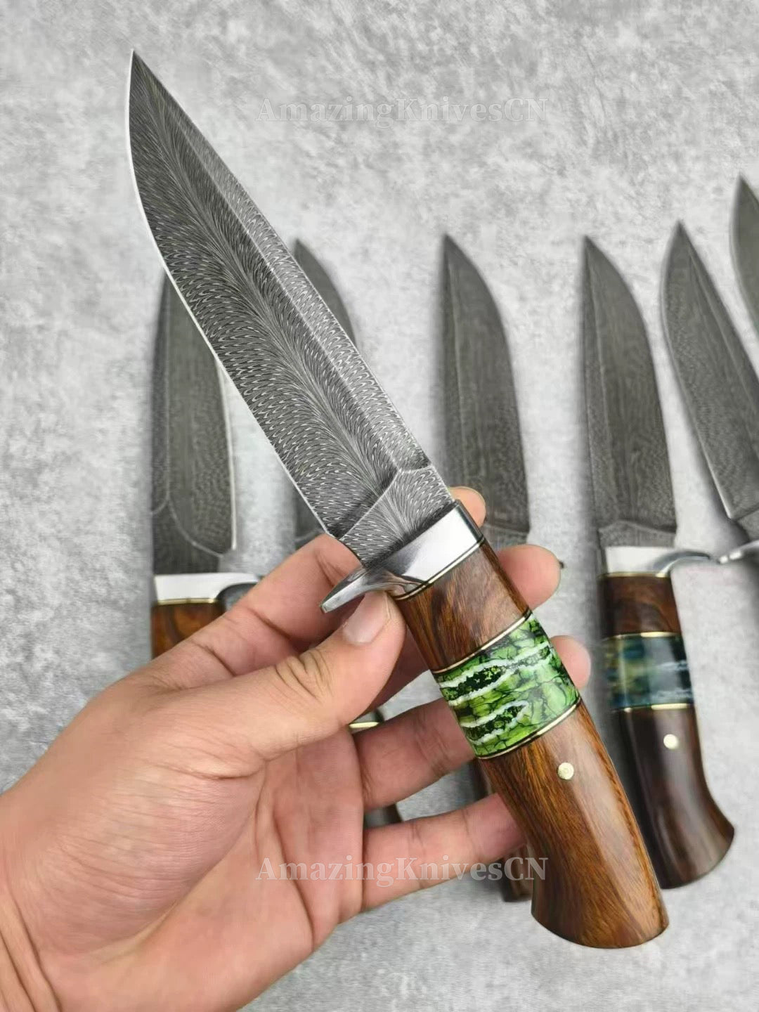 Luxury Handmade Feather Damascus Steel Hunting Knife with Leather Sheath - AK-HT0999