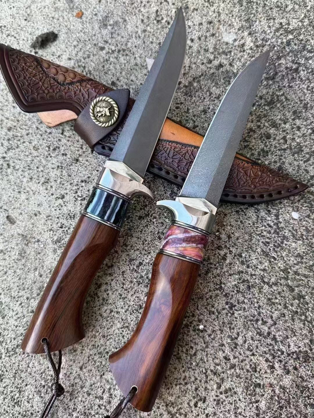 Handcrafted Wootz Steel Fixed Blade Bowie Collectible Knife Desert Ironwood Handle with Leather Sheath - AK-HT0957