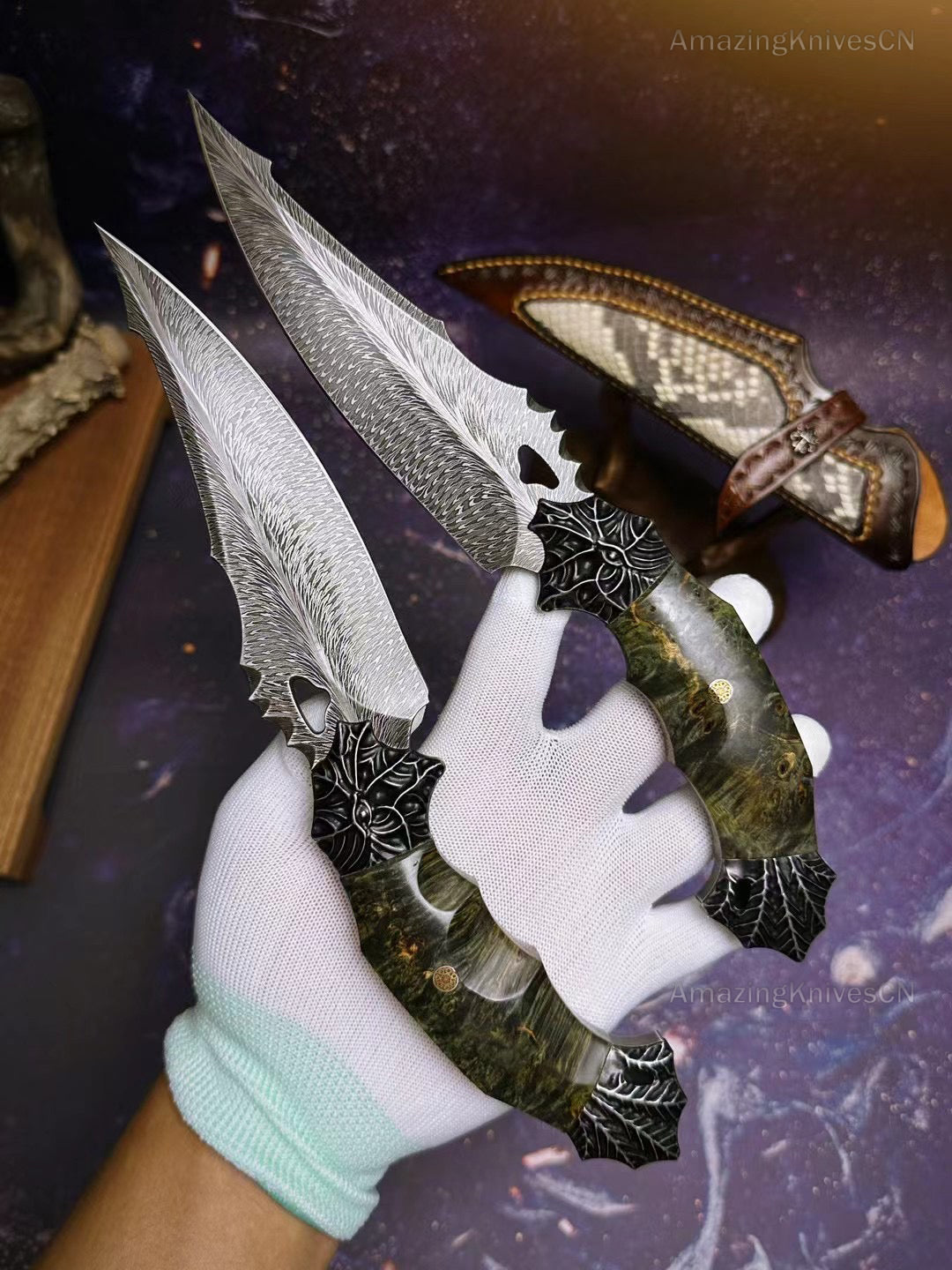 Collectible Luxury Feather Damascus Steel Knife Hunting Knife Stable Wood - AK-HT0860