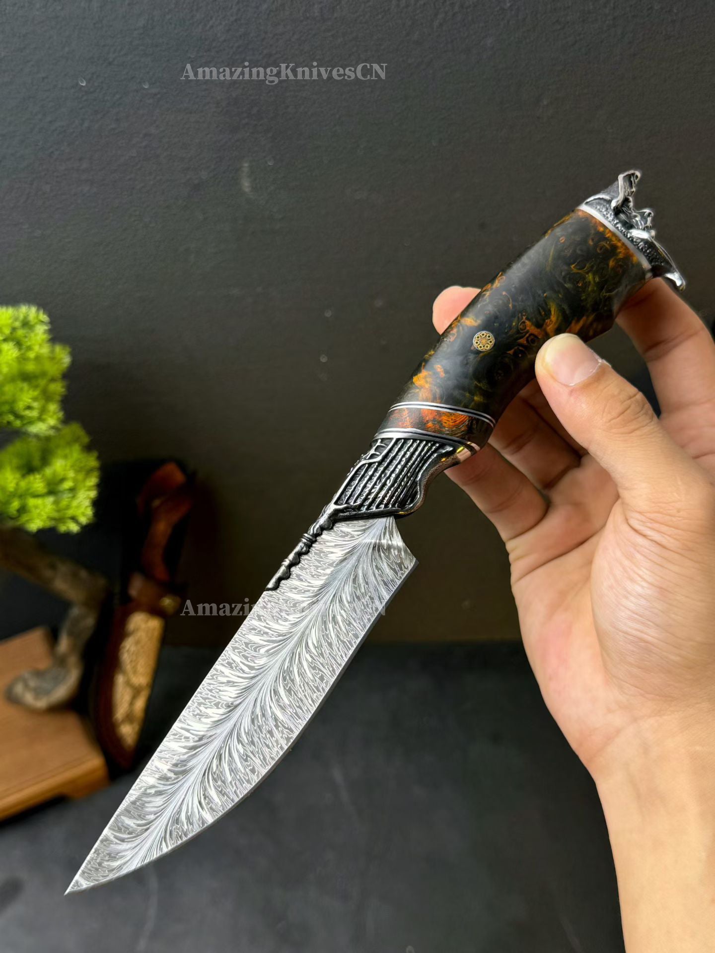 Collectible Feather Damascus Knife with Handmade Italian Snakeskin Leather Sheath - AK-HT1007