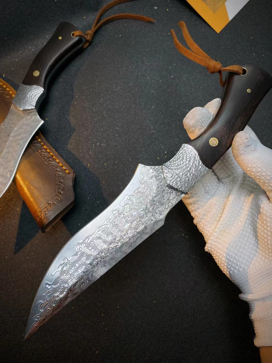 Damascus Steel Hunting Knife Survival Knife Bowie Fixed Blade Ebony with Sheath -AK-HT0727