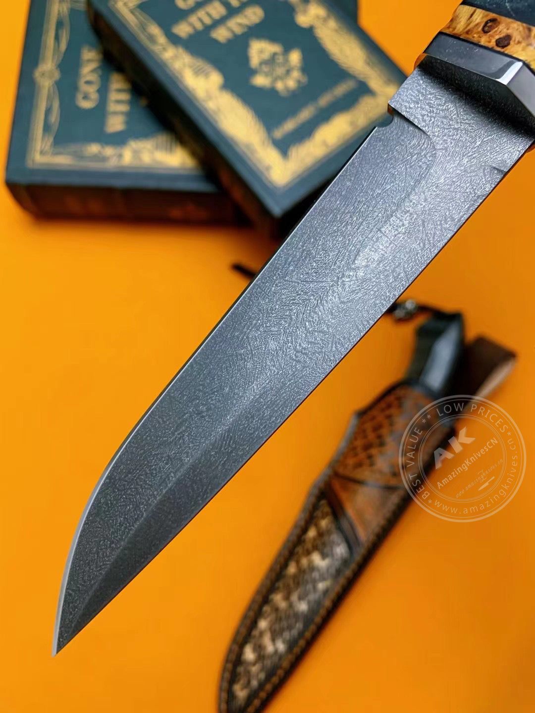 Wootz Steel Hunting Knife with Leather Sheath - AK-HT0775