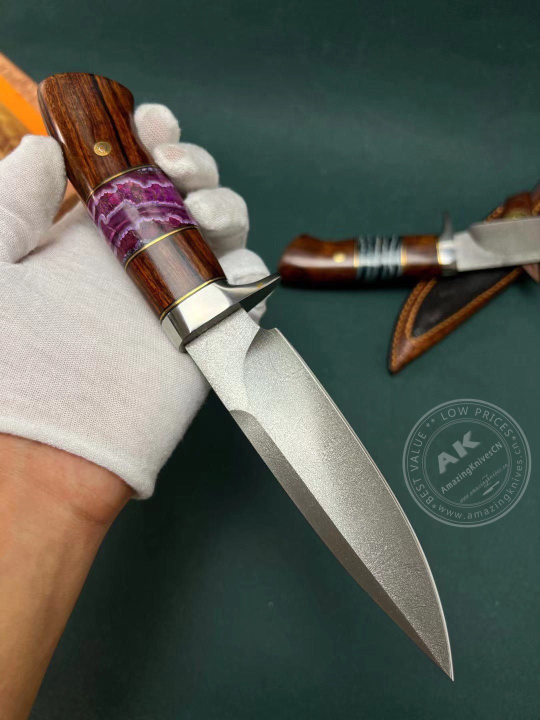 Luxury Handmade Wootz Steel Hunting Knife with Leather Sheath - AK-HT0780