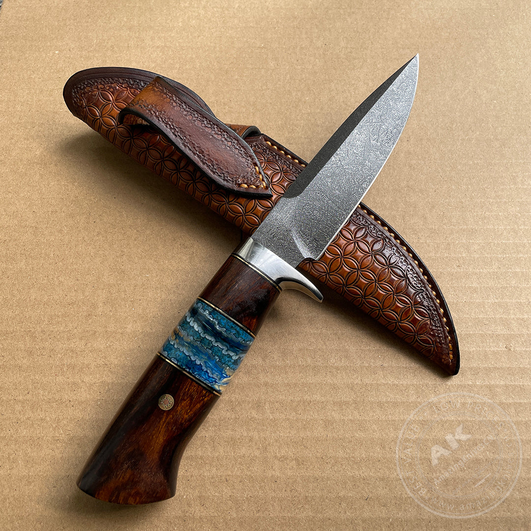 Luxury Handmade Wootz Steel Hunting Knife with Leather Sheath - AK-HT0780