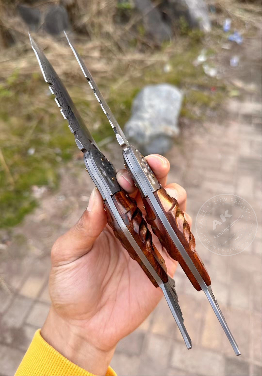 Handcrafted 95 Layer Damascus Hunting Knife Full Tang Desert Ironwood w/ Sheath - AK-HT0813