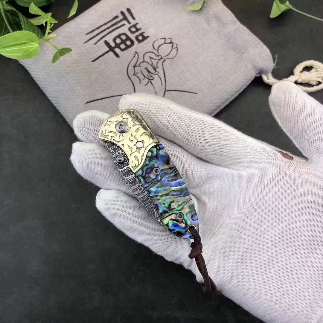 Collectible Damascus Folding Knife Camping Rescue Pocket Knife Beautiful Shell-AK-HT0445