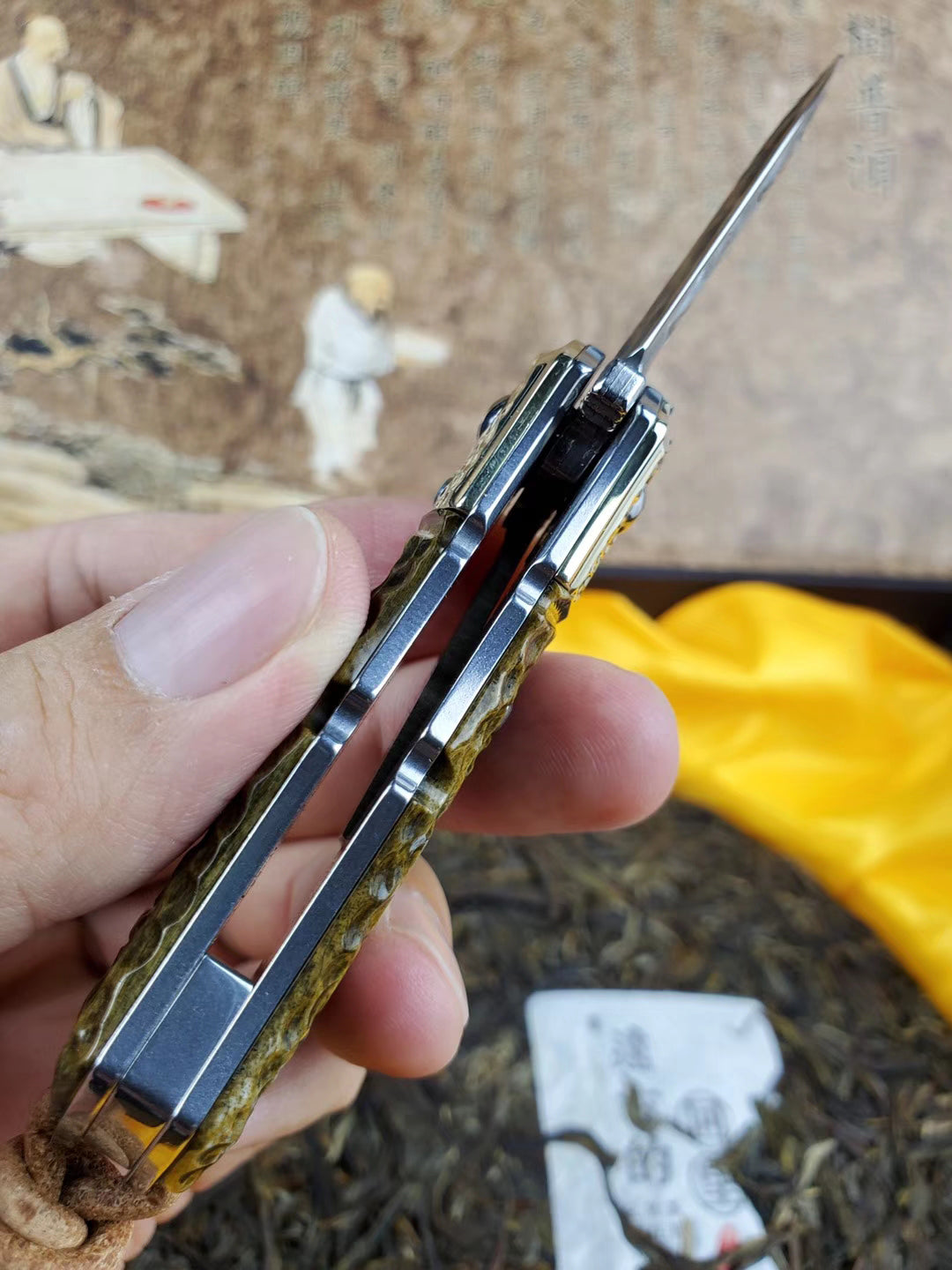 DAMASCUS FLIPPER FOLDING KNIFE DAGGER BONE HANDLE BALL BEARING - AK-HT0458