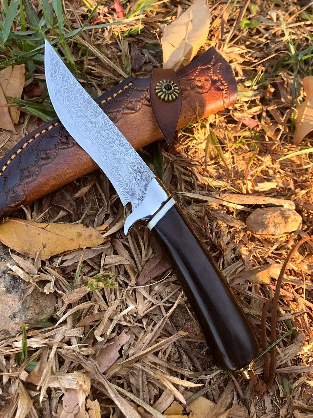 VG10 Damascus Hunting Knife Handcrafted Survival Bowie Fixed Blade Ebony Handle - AK-HT0492