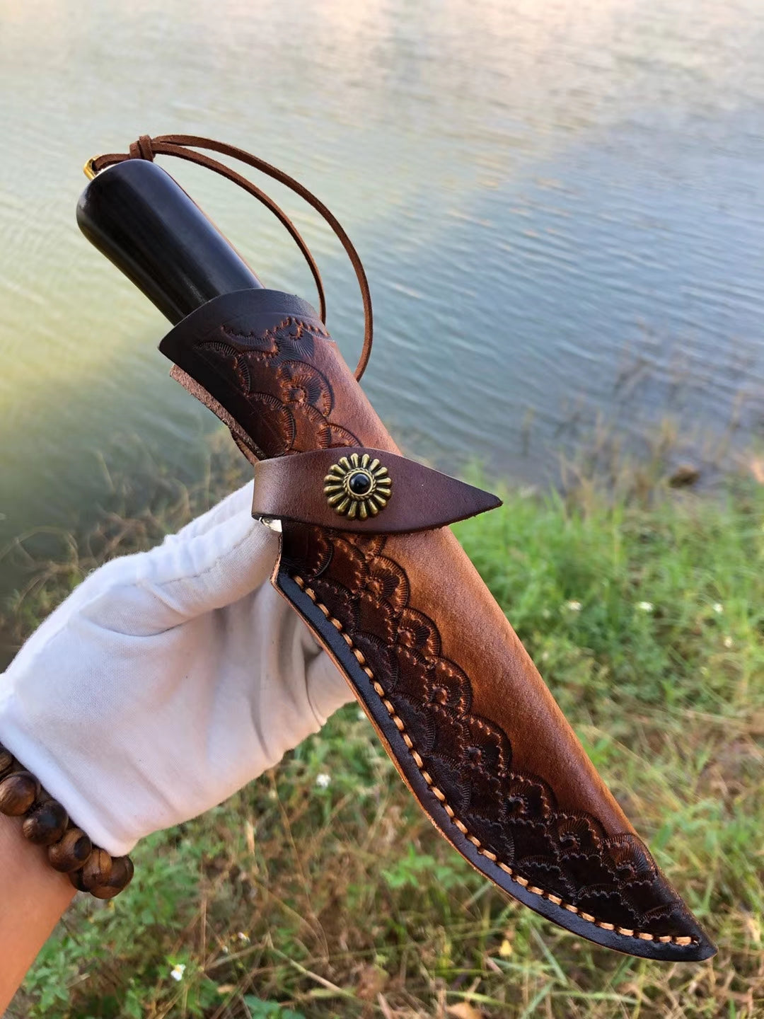 VG10 Damascus Hunting Knife Handcrafted Survival Bowie Fixed Blade Ebony Handle - AK-HT0492