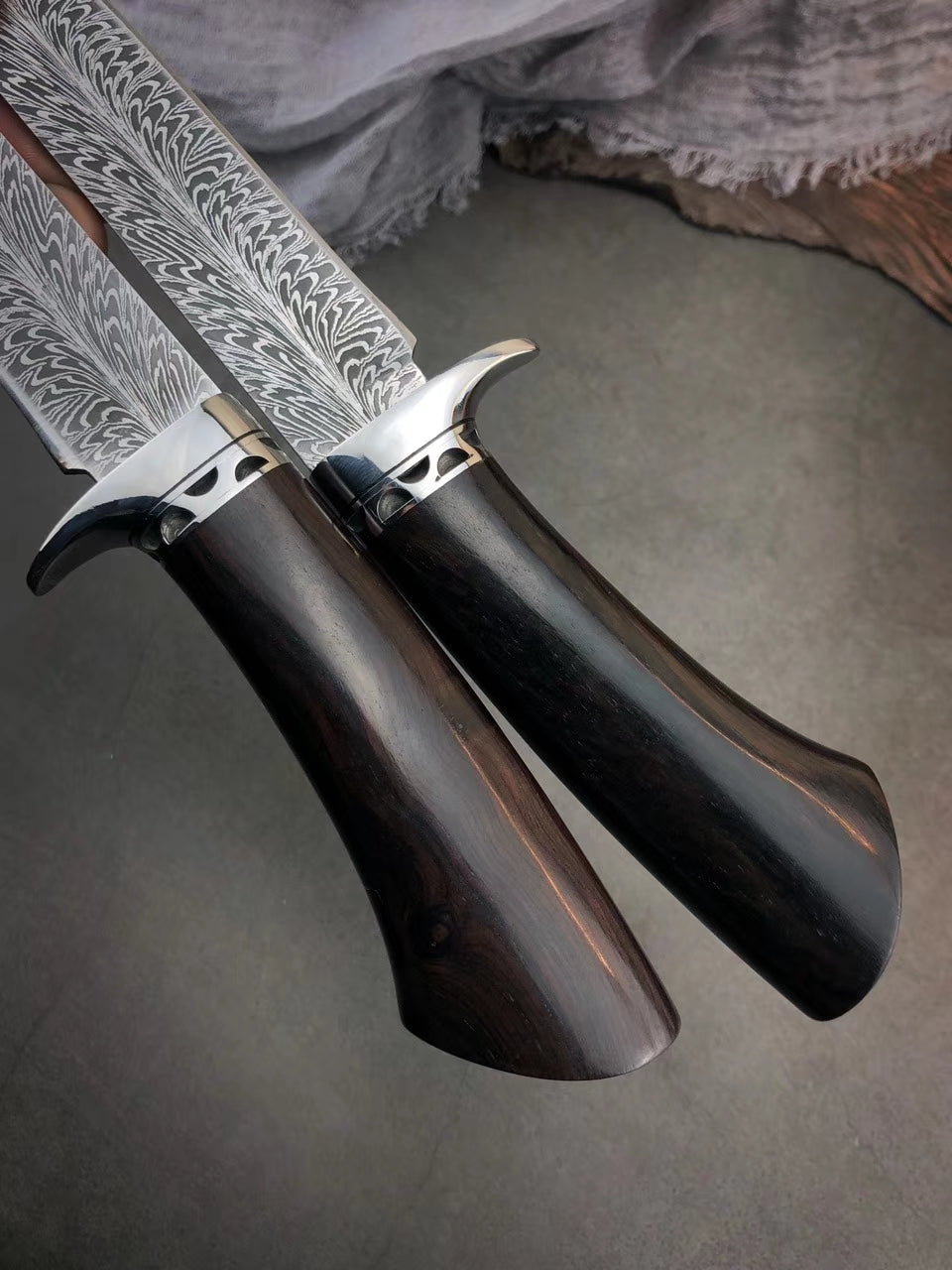 Stainless Steel Hunting Knife Feather Pattern Survival Camping Fixed Blade Bowie - AK-HT0498