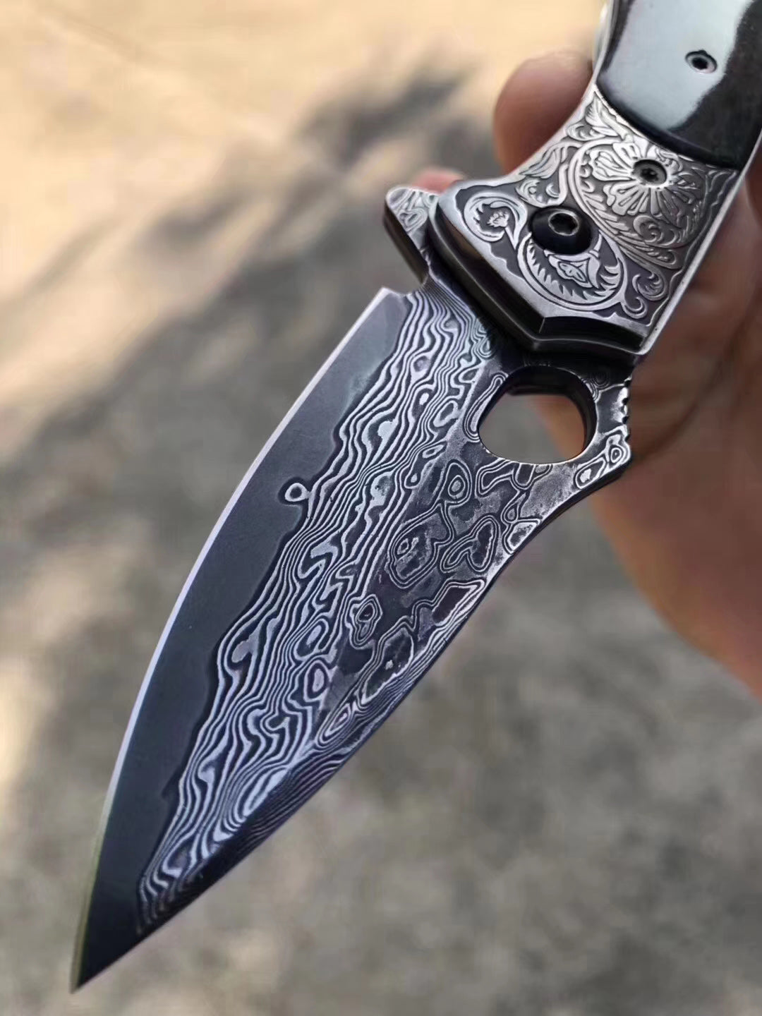 VG10 Damascus Hunting Knife Black Folding Knife Camping Rescue Bone/Wood Handle- AK-HT0511