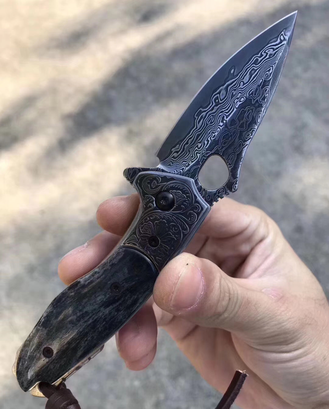 VG10 Damascus Hunting Knife Black Folding Knife Camping Rescue Bone/Wood Handle- AK-HT0511