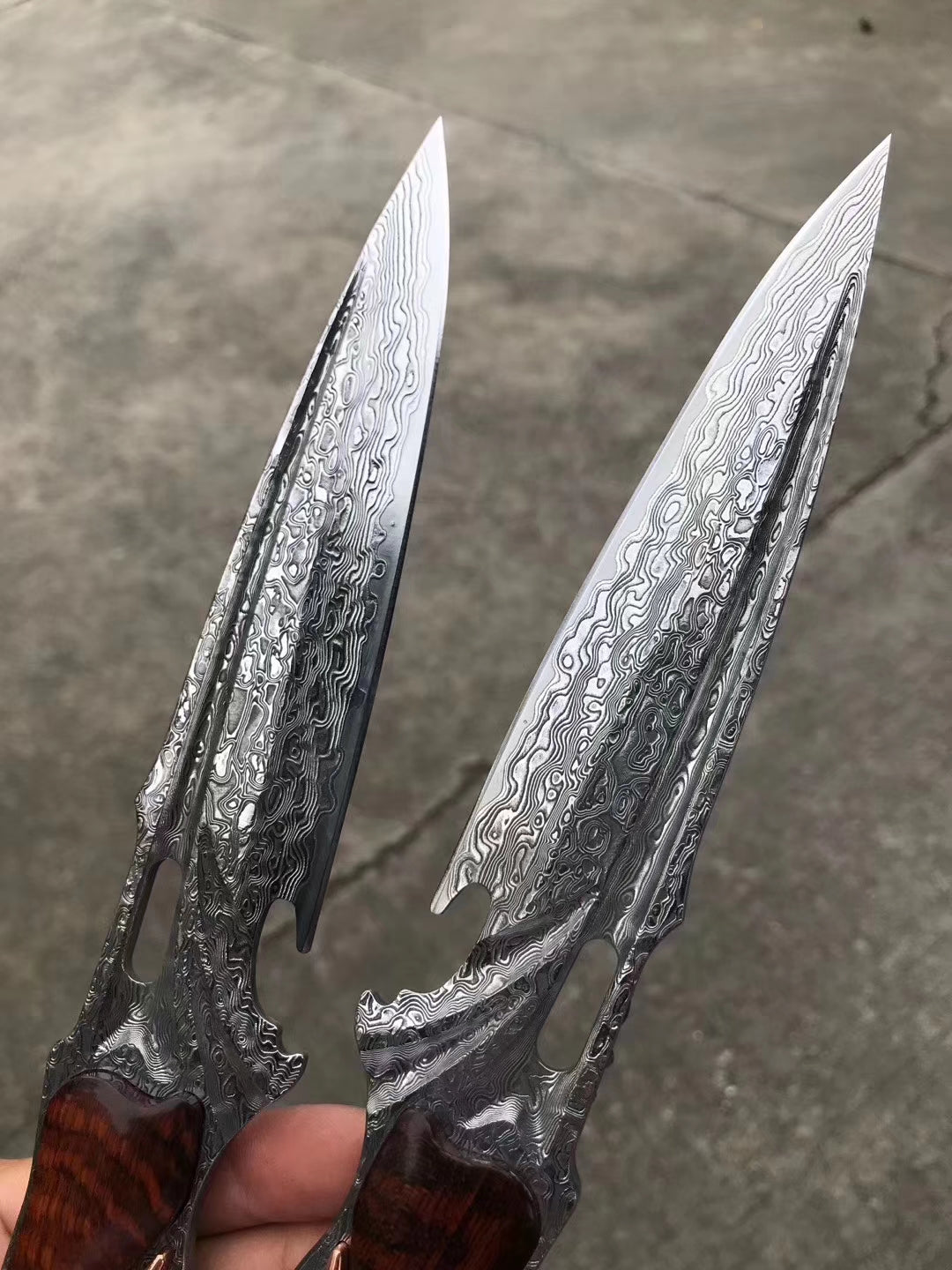 JAPANESE DAMASCUS VG10 HUNTING KNIFE BLOOD GROOVED FULL TANG - AK-HT0413