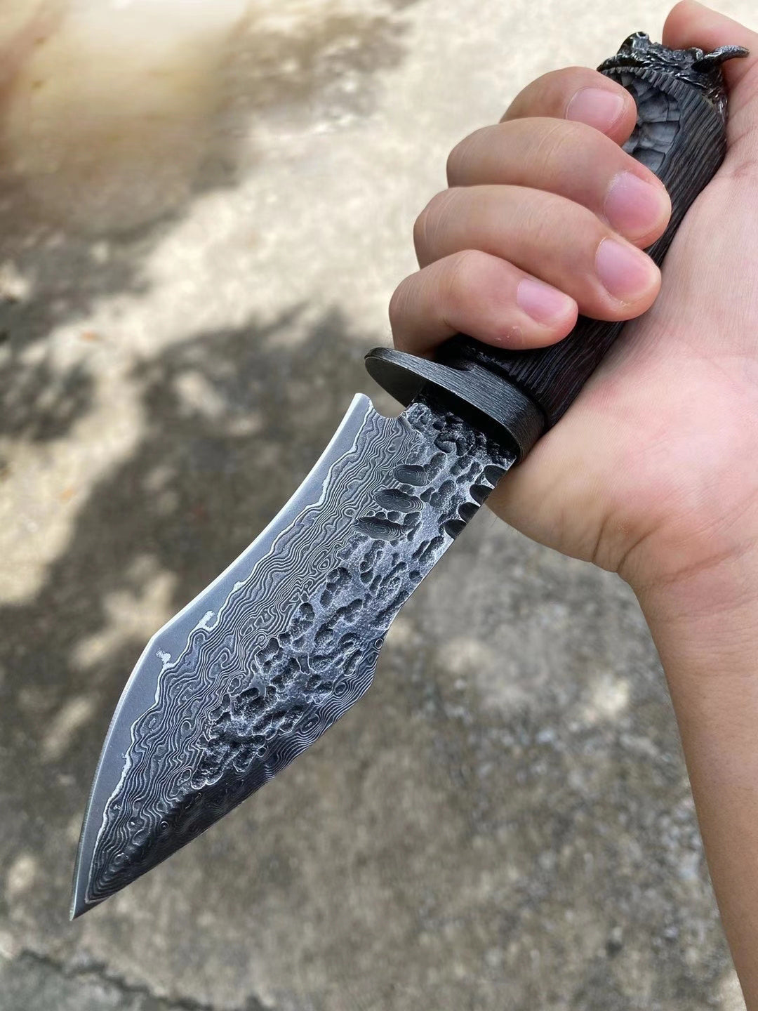 Vg10 Damascus Hunting Knife Hammered Survival Handcarved Yak Head Ebony Black - AK-HT0592