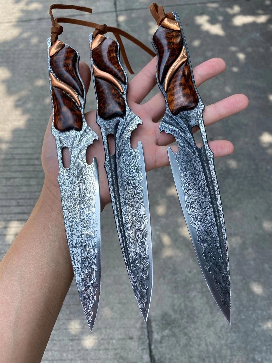 JAPANESE DAMASCUS VG10 HUNTING KNIFE BLOOD GROOVED FULL TANG - AK-HT0413