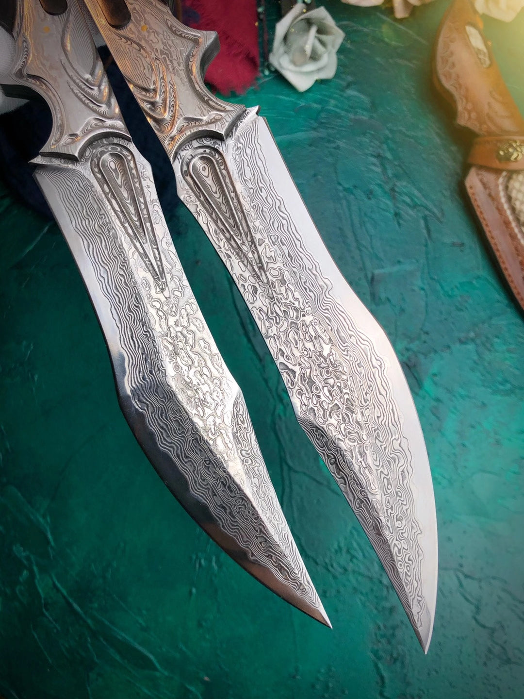 TACTICAL VG10 DAMASCUS FULL TANG FIXED BLADE HUNTING KNIFE- AK-HT0574