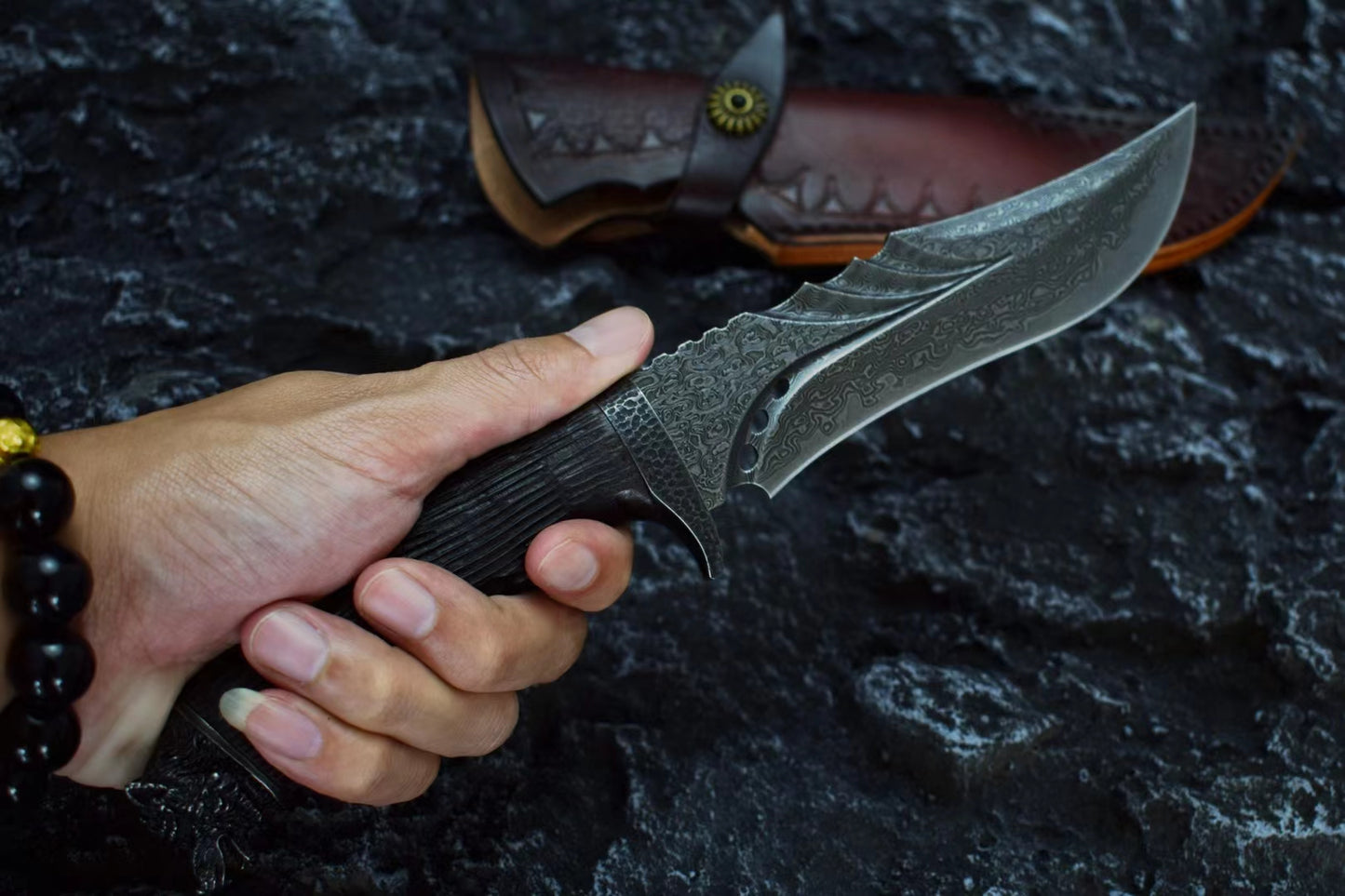 Hunting Damascus Bowie Knife Rescue Survival Knife Collectible Handmade Knife Wolf Head - AK-HT0708