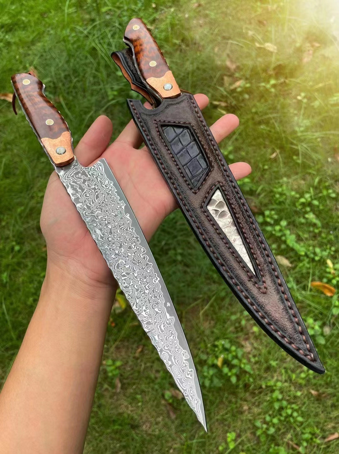 Japanese VG10 Damascus Steel Chef Knife Full Tang Kitchen Knife with Sheath - AK-DC0517