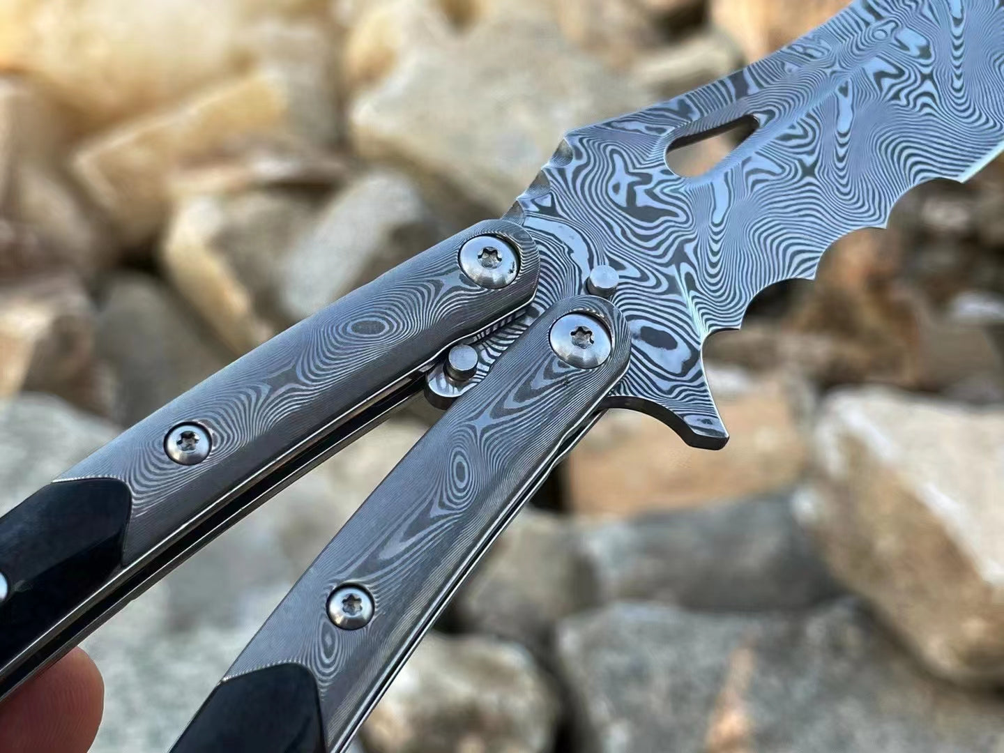 VG10 Damascus Steel Collectible Folding Knife Survival Knife with Bone Handle - AK-HT0755