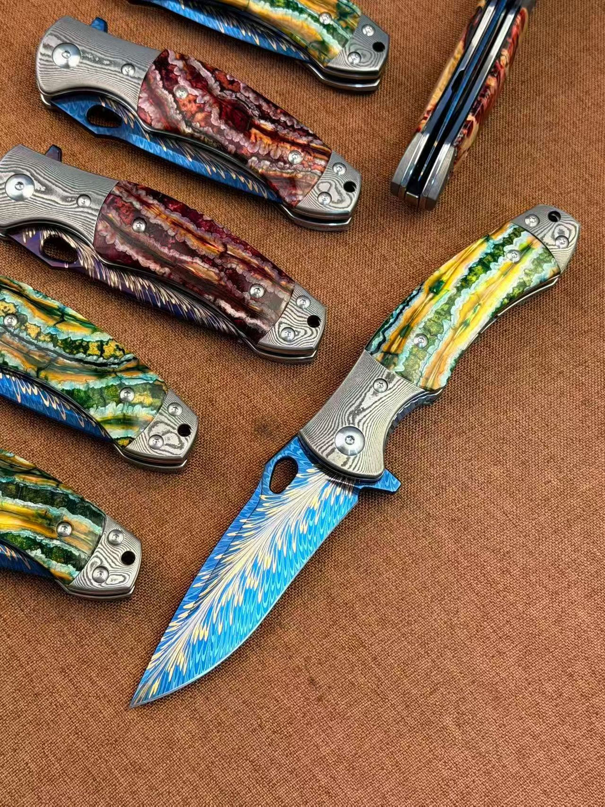 Feather Damascus Steel Folding Knife Mammoth Molar Fossil Handle - AK-HT1041 - R