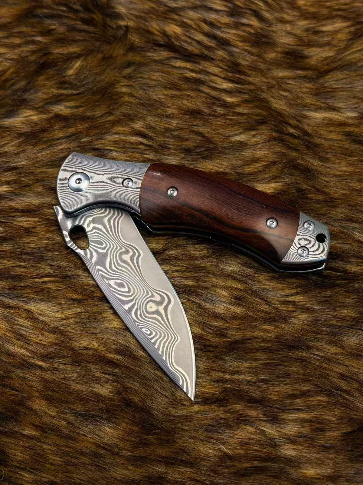 Handcrafted VG10 Damascus Steel Folding Knife Desert Ironwood Handle - AK-HT1073