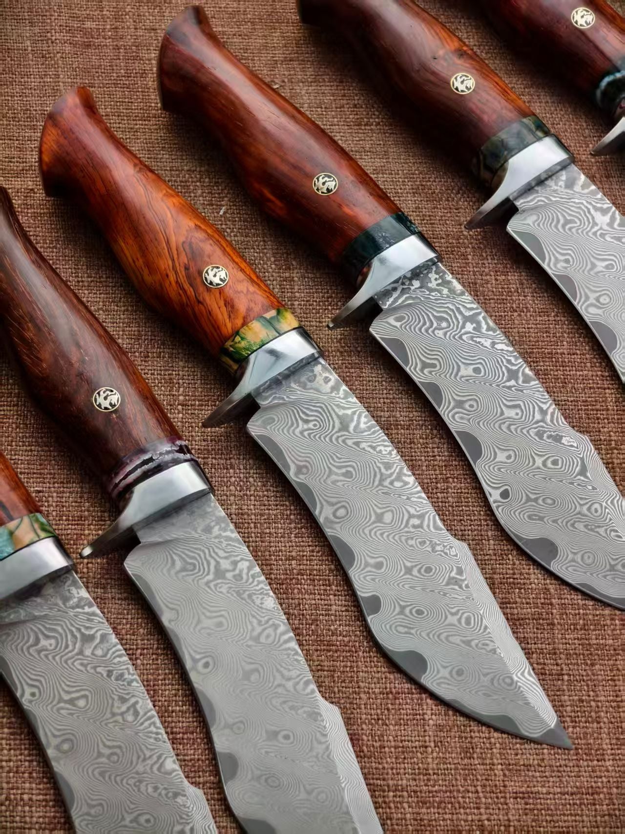 Handmade VG10 Damascus Hunting Knife Fixed Blade Rescue Survival Gear Tactical Bowie - AK-HT0516-B