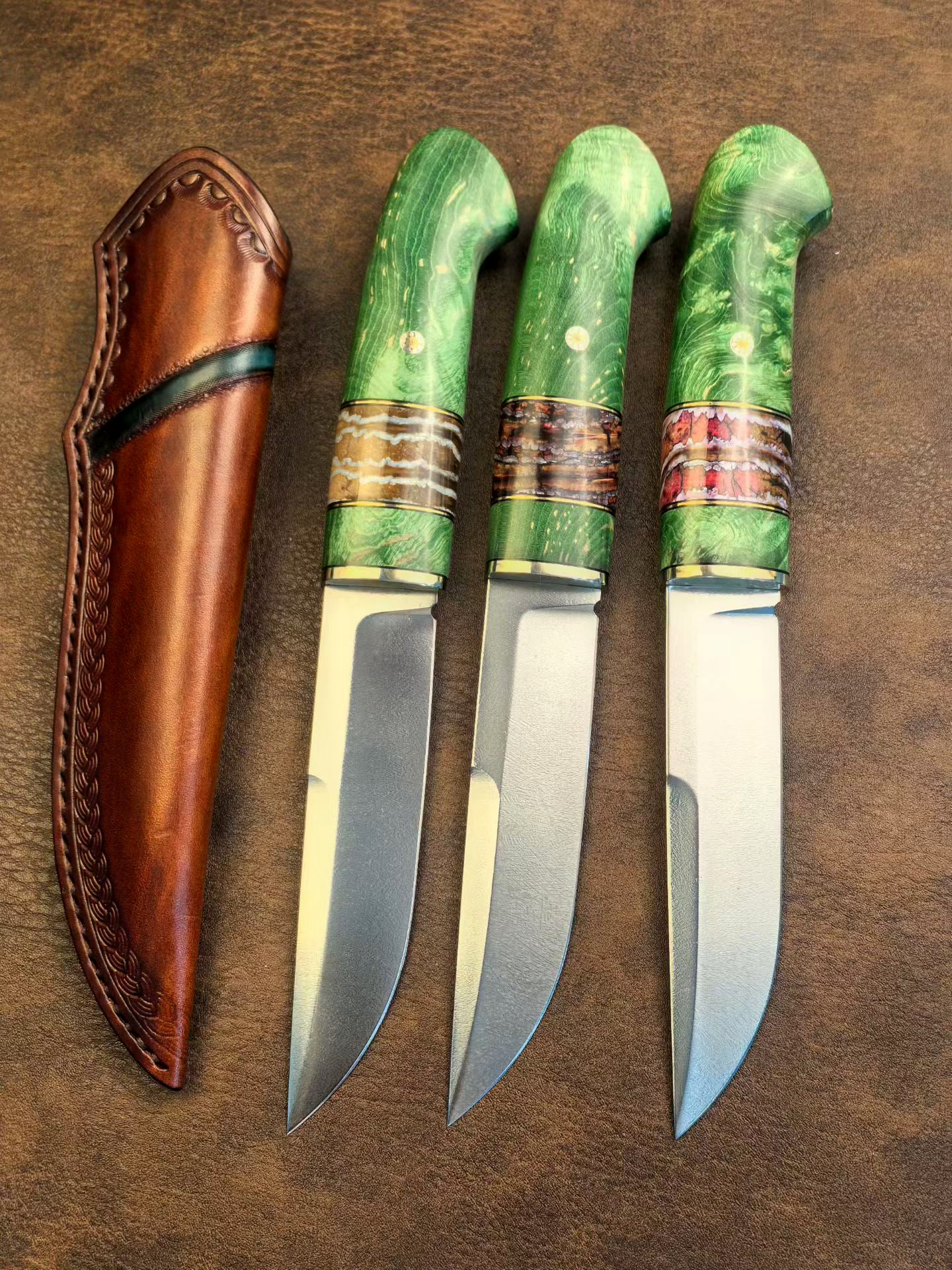 Wootz Steel Knife – Polished Blade, Mammoth Molar Fossil & Stabilized Green Maple Burl Handle - AK-HT1052